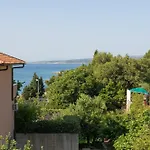 Rose 2 Apartman Krk Town