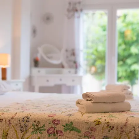 Rose 2 Apartman Krk Town