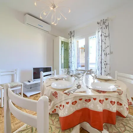 Apartman Rose 2